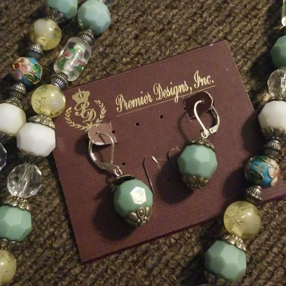 Wildflower - set - Premier Designs (retired) - Picture 3 of 3